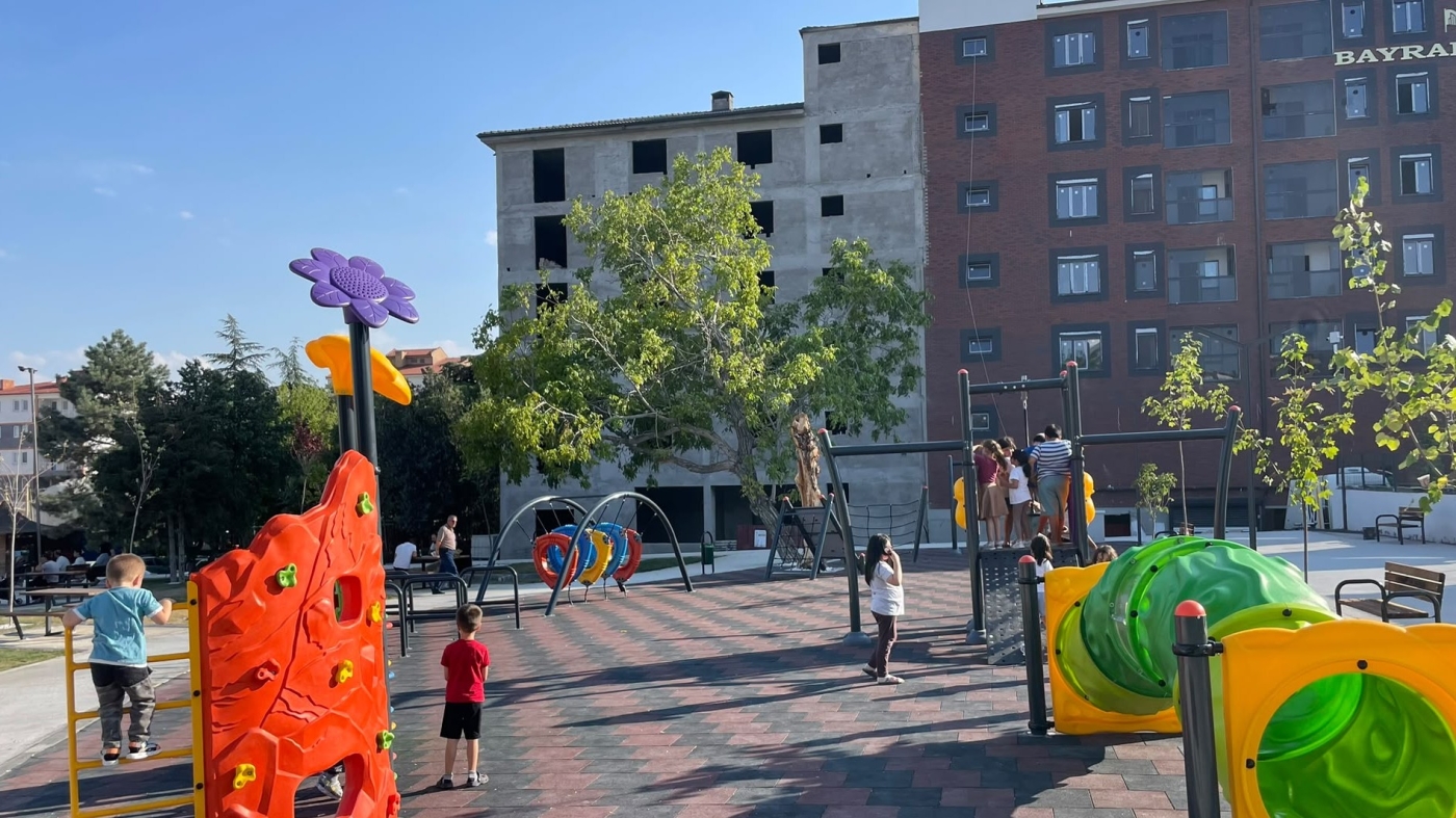 emirdağ park3-i6a75de9e57bee.jpg